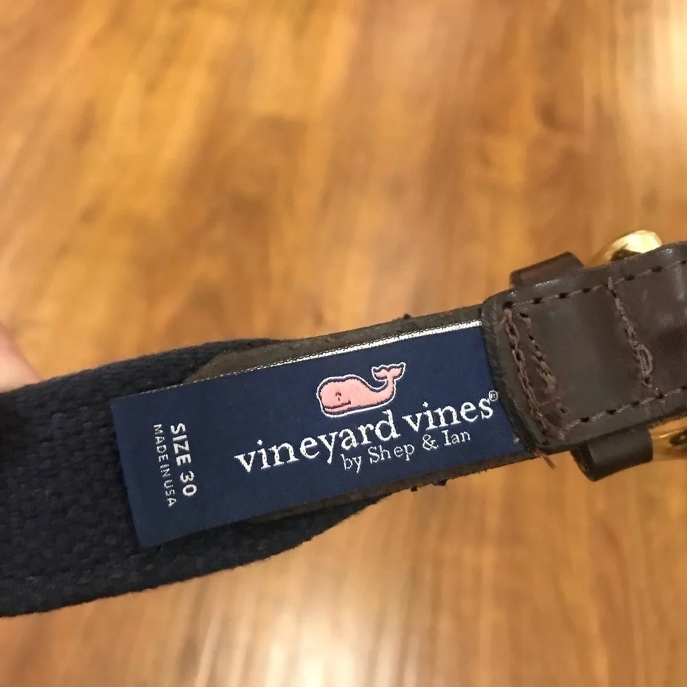 Vineyard Vines belt